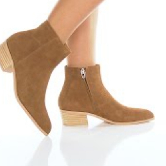 Dolce Vita Shoes - Dolce Vita Tan Cognac Suede Ankle Boots